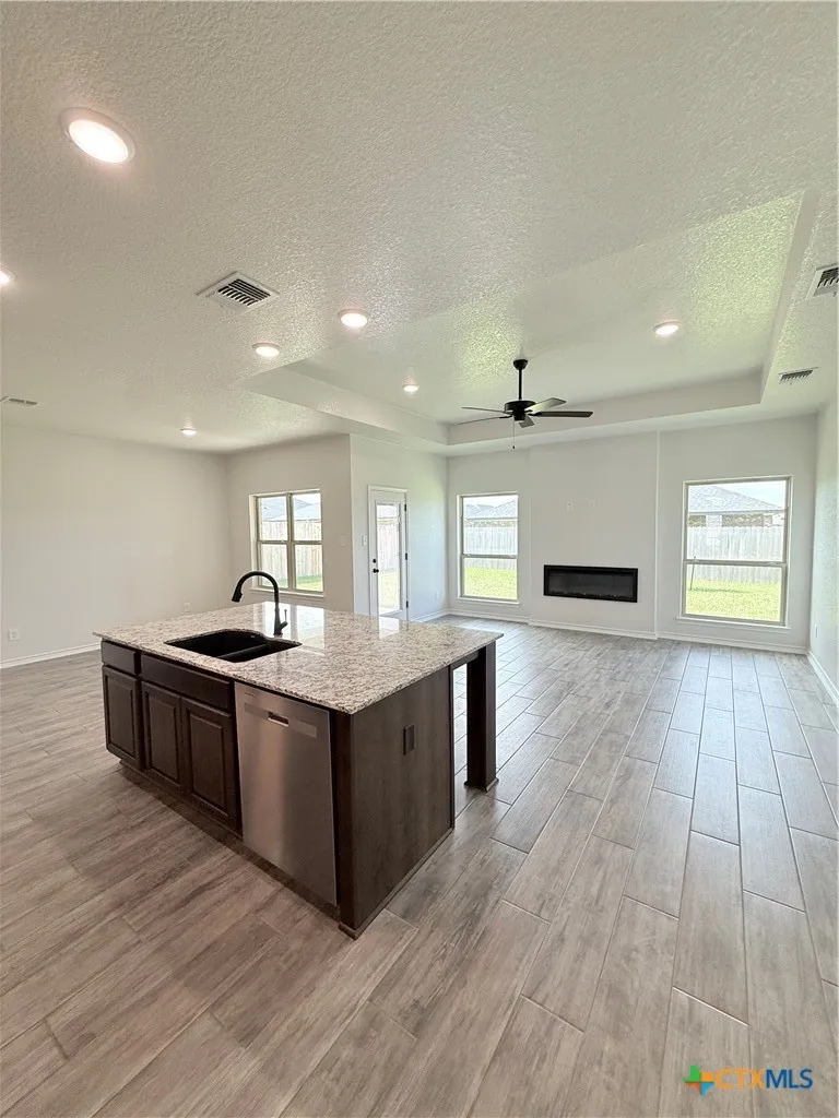 813 Waylon Circle Killeen, TX 76542