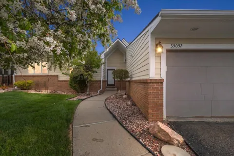 35052 Meadow Lane