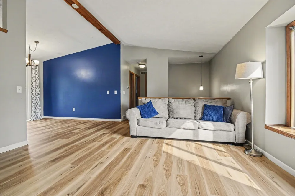 5083 Pillar Creek Avenue SE Kentwood, MI 49508