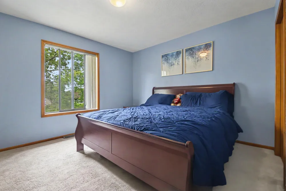5083 Pillar Creek Avenue SE Kentwood, MI 49508