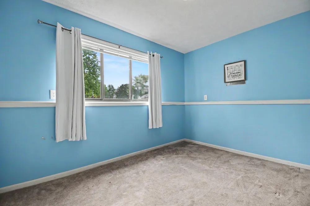 5083 Pillar Creek Avenue SE Kentwood, MI 49508