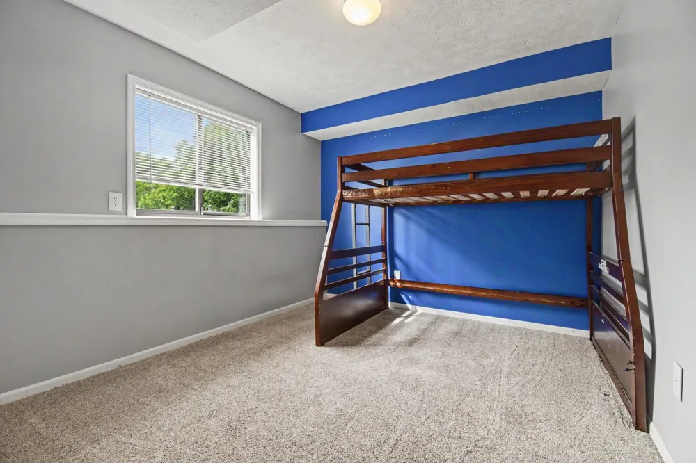 5083 Pillar Creek Avenue SE Kentwood, MI 49508