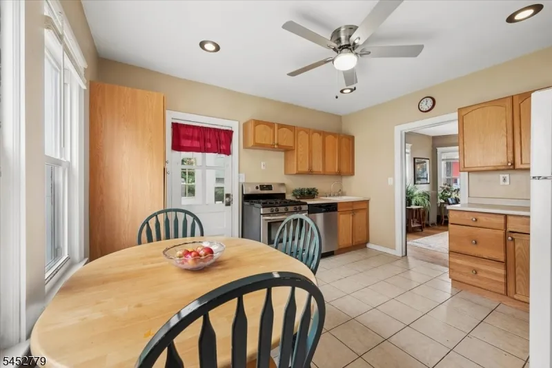 7 Morris Plains Ave Morris Plains, NJ 07950