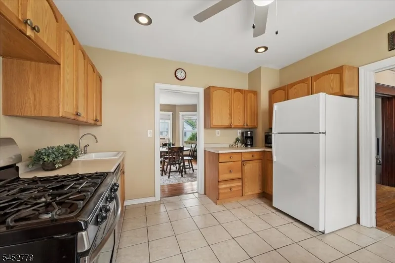 7 Morris Plains Ave Morris Plains, NJ 07950