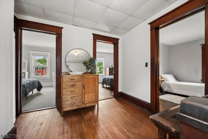 7 Morris Plains Ave Morris Plains, NJ 07950