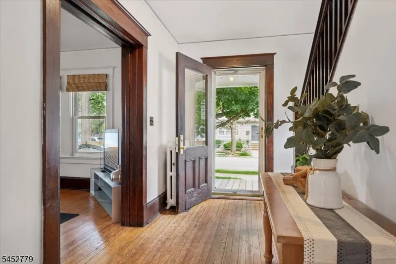 7 Morris Plains Ave Morris Plains, NJ 07950