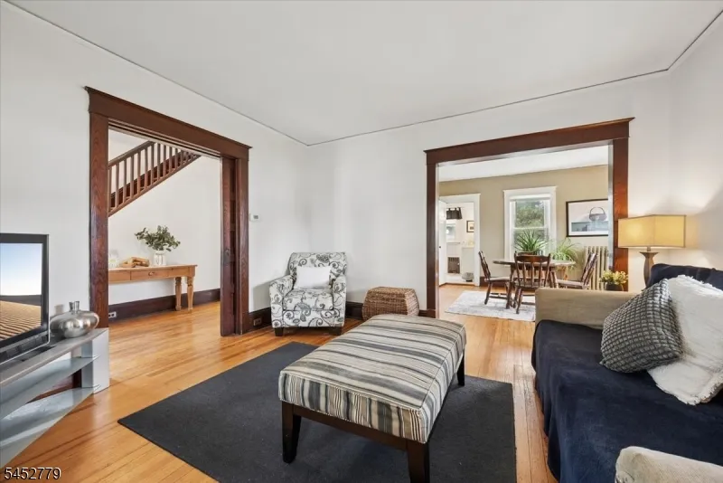 7 Morris Plains Ave Morris Plains, NJ 07950