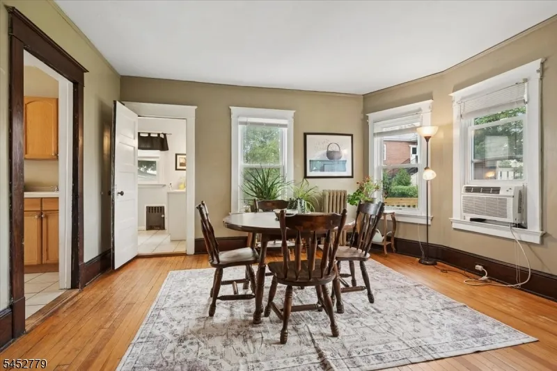 7 Morris Plains Ave Morris Plains, NJ 07950