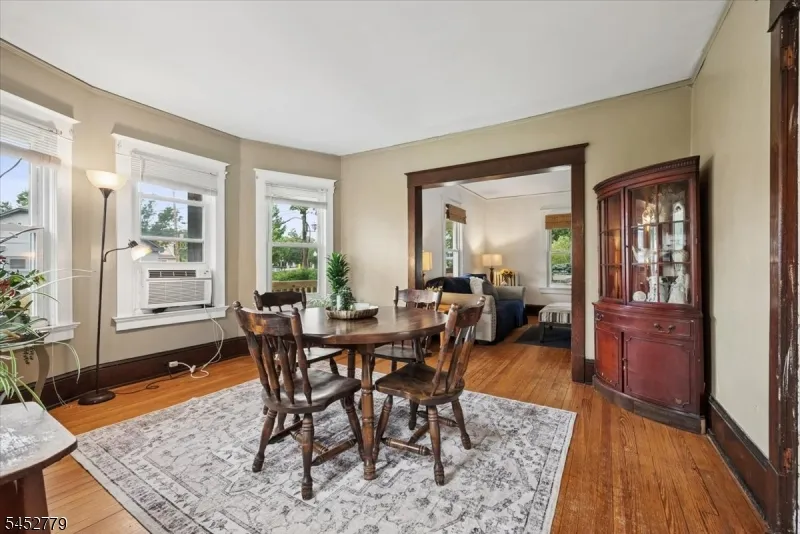 7 Morris Plains Ave Morris Plains, NJ 07950