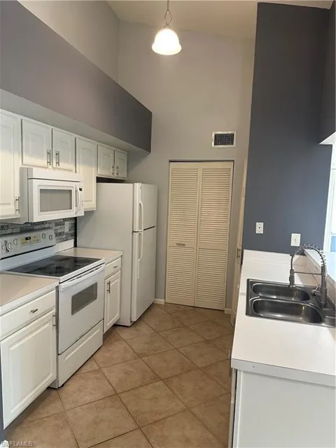4121 Residence Drive #323