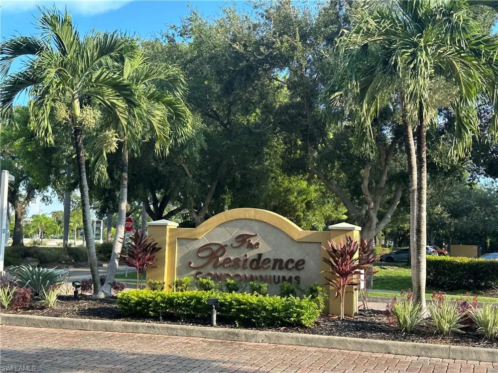 4121 Residence Drive #323 Fort Myers, FL 33901