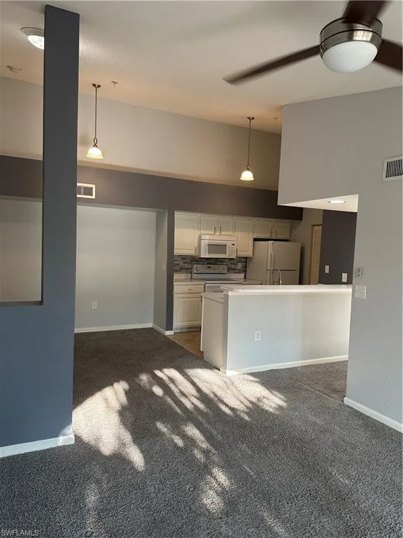 4121 Residence Drive #323 Fort Myers, FL 33901