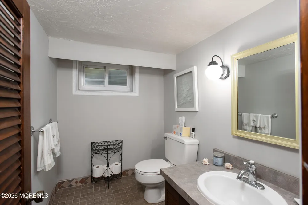 115 Manor Drive Red Bank, NJ 07701