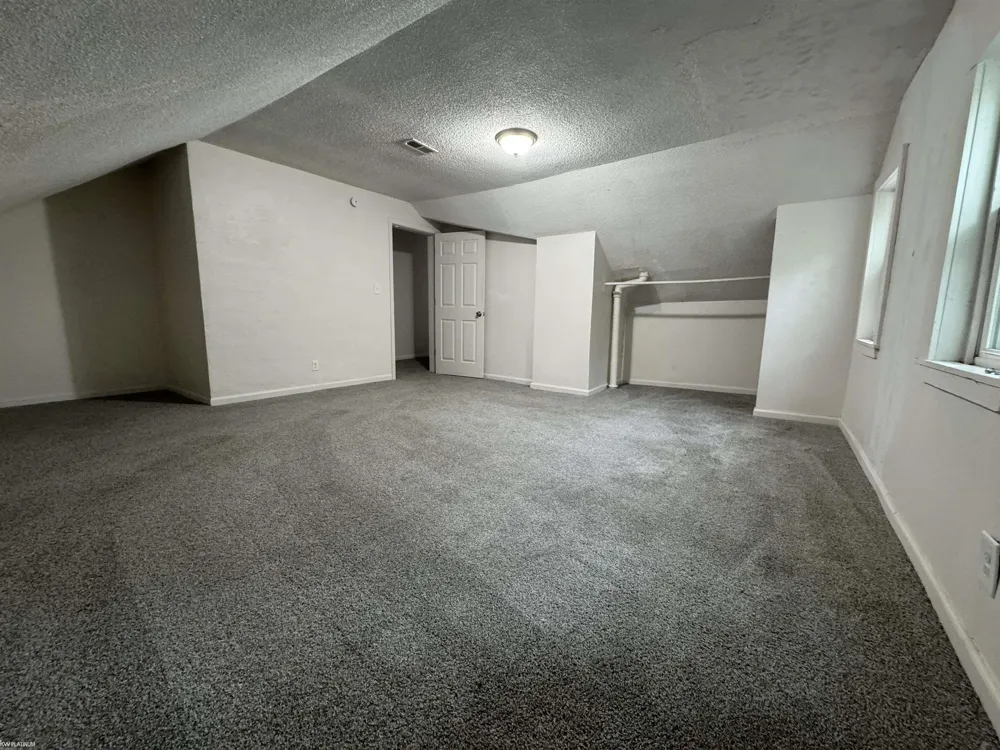 823 Beard Street Port Huron City, MI 48060