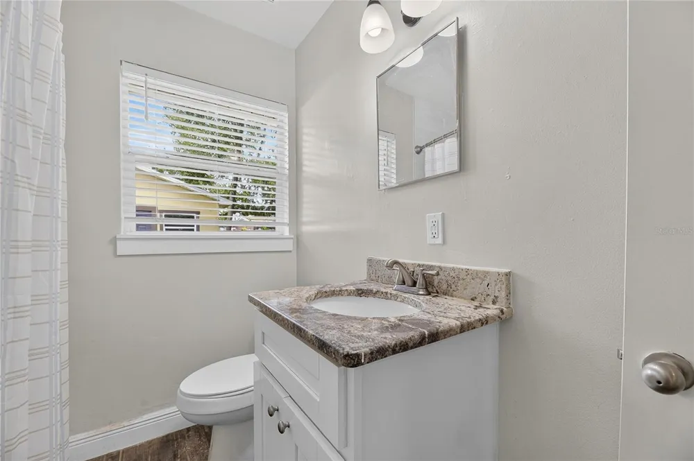 4421 W IOWA AVENUE Tampa, FL 33616