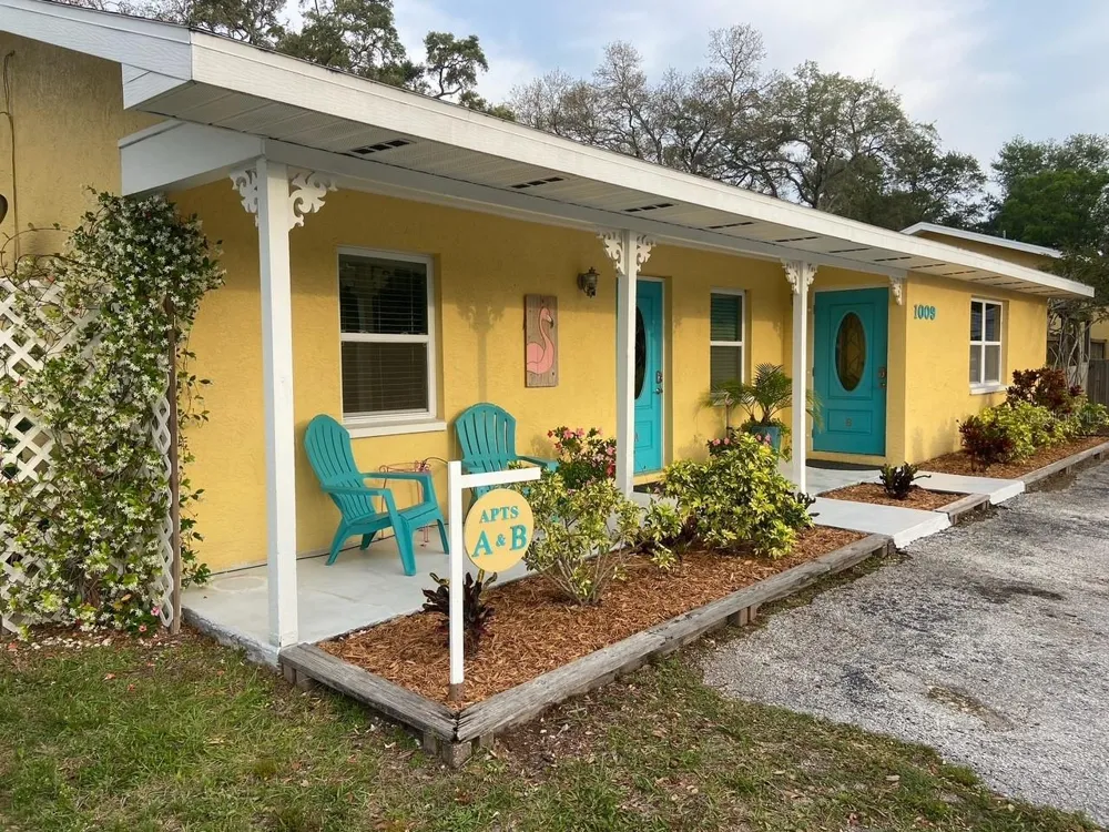 1009 SUMNER BLVD BOULEVARD #Unit B Safety Harbor, FL 34695