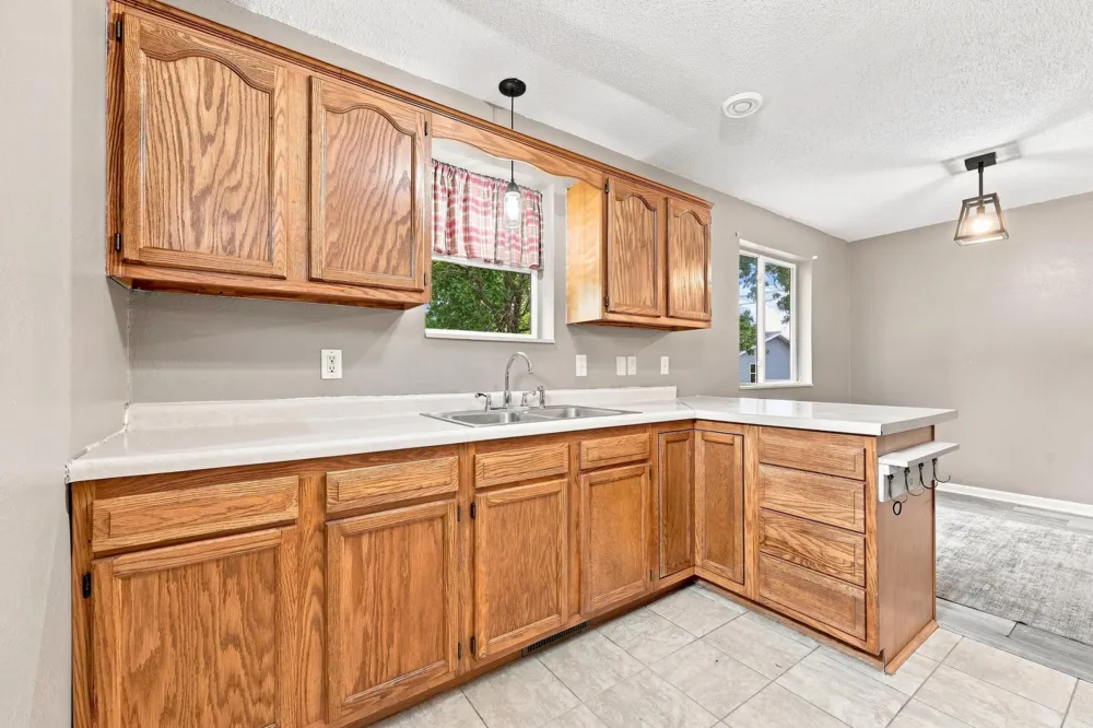 416 Central Street W Detroit Lakes, MN 56501