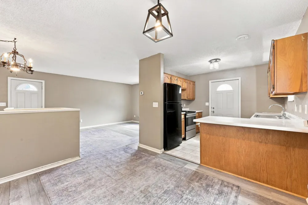 416 Central Street W Detroit Lakes, MN 56501