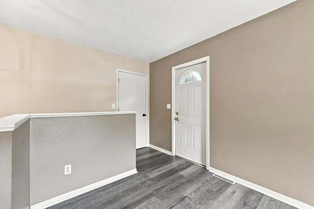 416 Central Street W Detroit Lakes, MN 56501