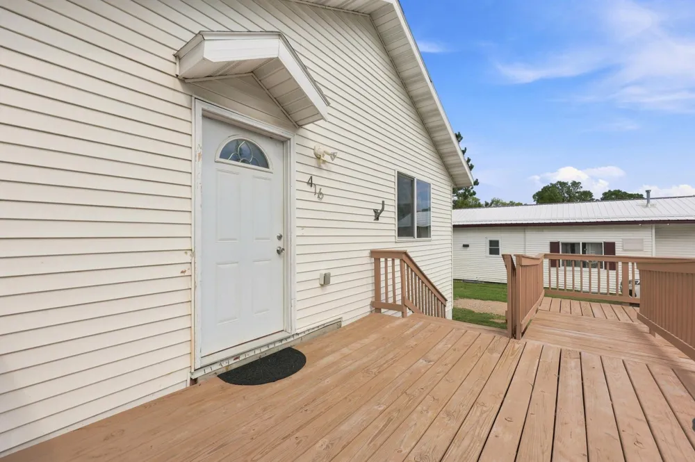 416 Central Street W Detroit Lakes, MN 56501
