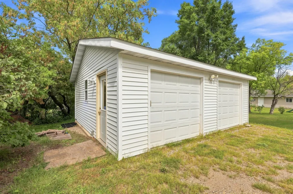 416 Central Street W Detroit Lakes, MN 56501
