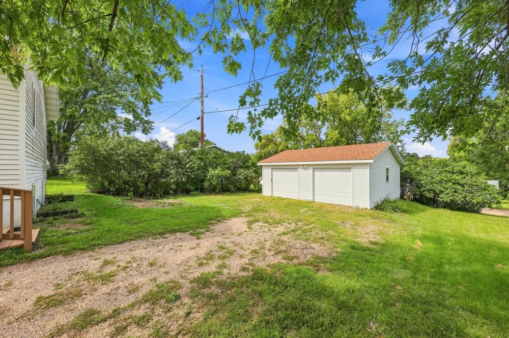 416 Central Street W Detroit Lakes, MN 56501