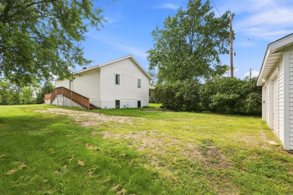 416 Central Street W Detroit Lakes, MN 56501
