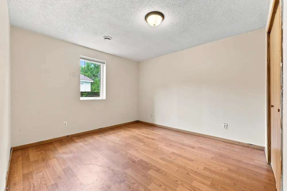 416 Central Street W Detroit Lakes, MN 56501