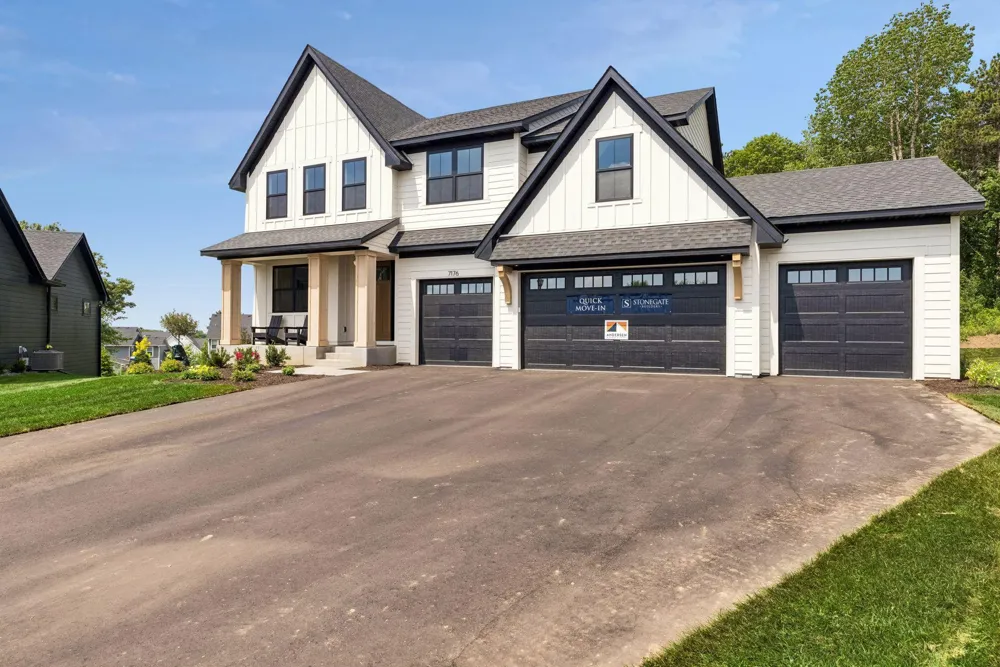 7176 61st S Cottage Grove, MN 55016