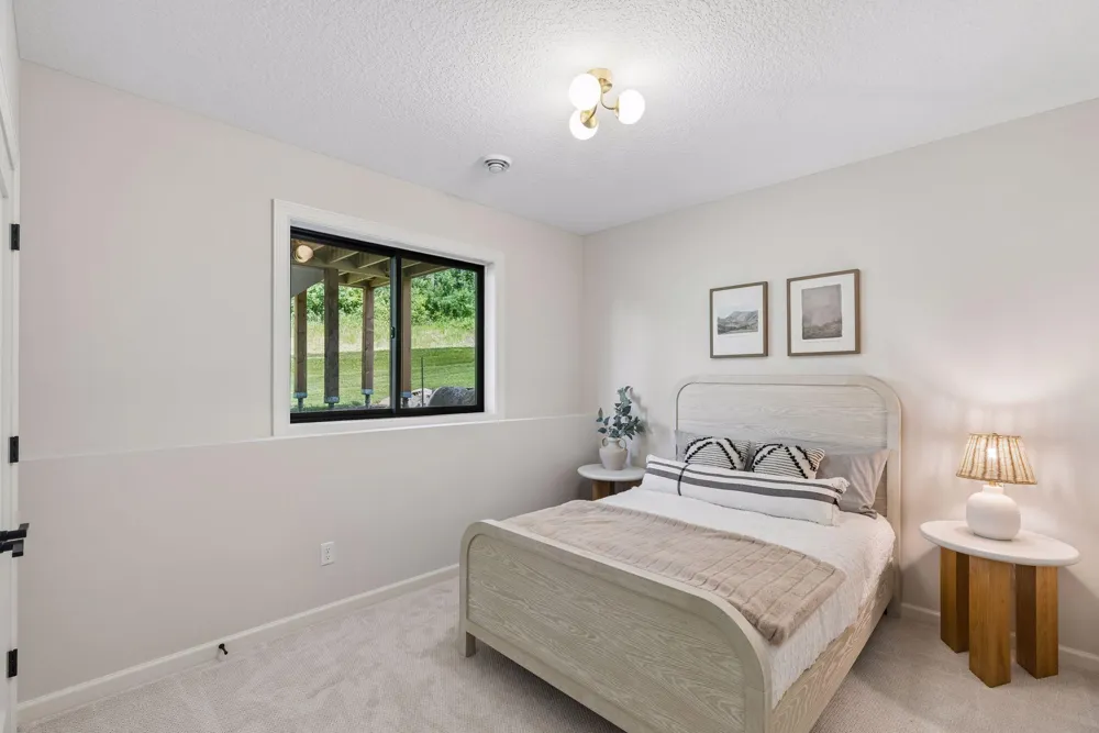 7176 61st S Cottage Grove, MN 55016