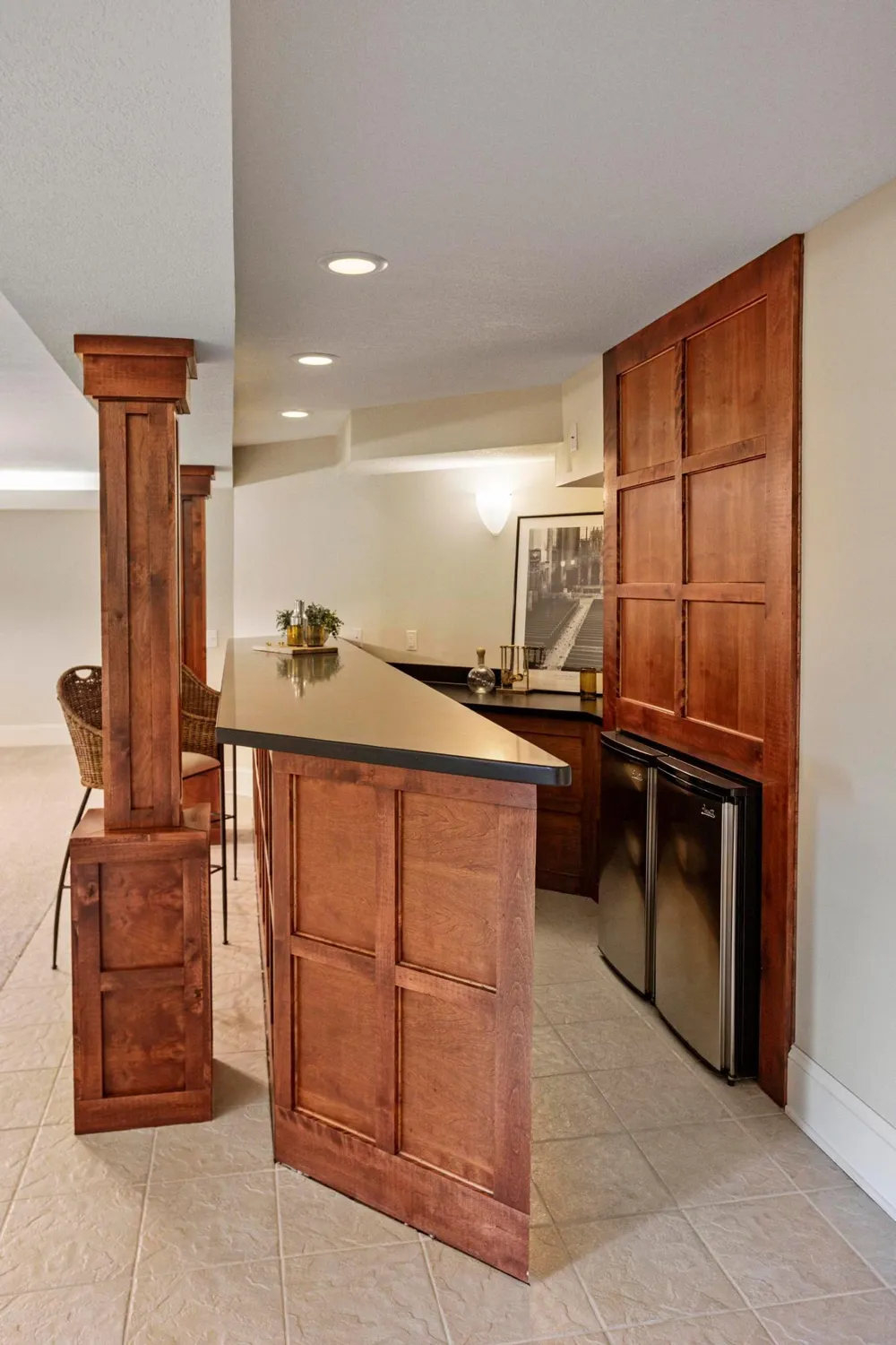 2452 Eagle Valley Drive Woodbury, MN 55129