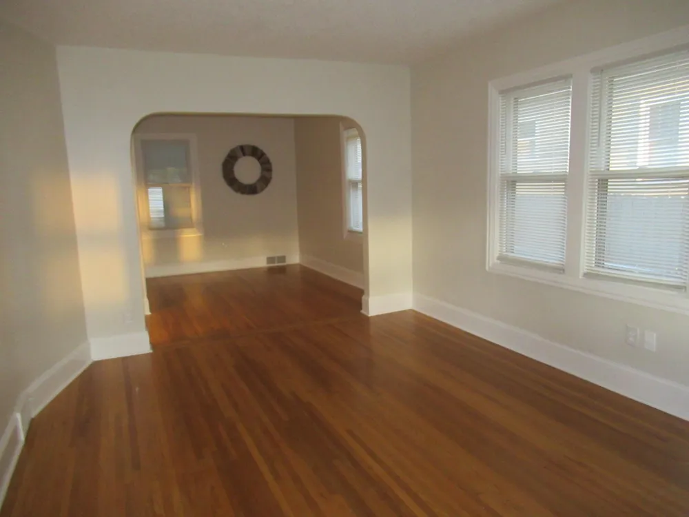 1428 Hazel Street Saint Paul, MN 55119