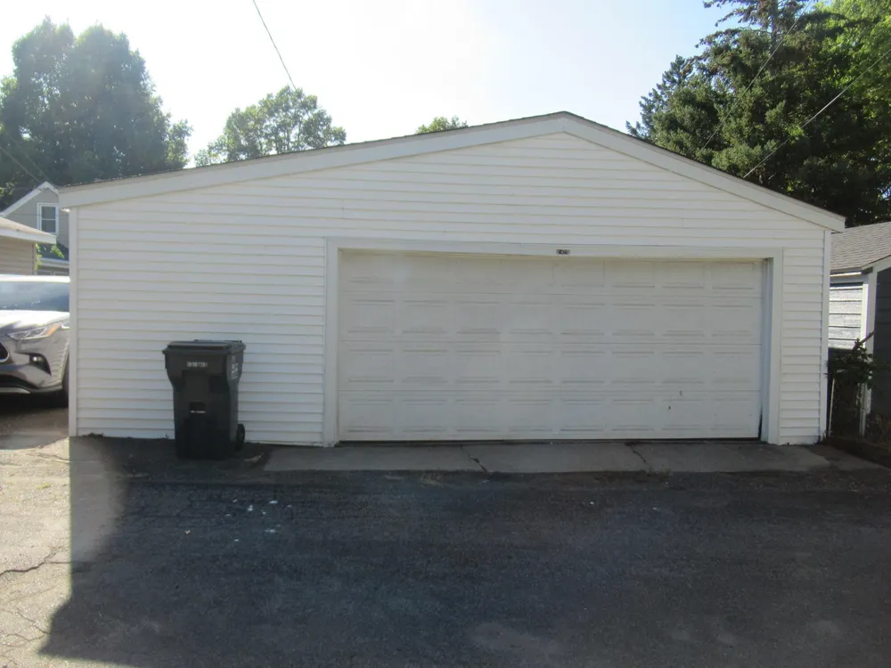 1428 Hazel Street Saint Paul, MN 55119