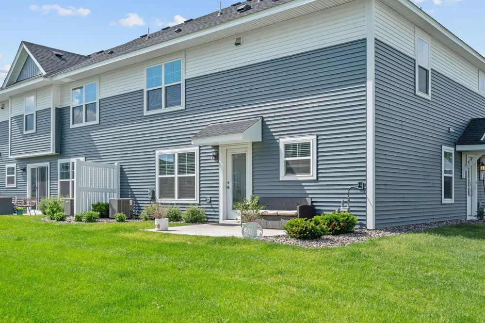 8710 Parkington Avenue NE Otsego, MN 55330