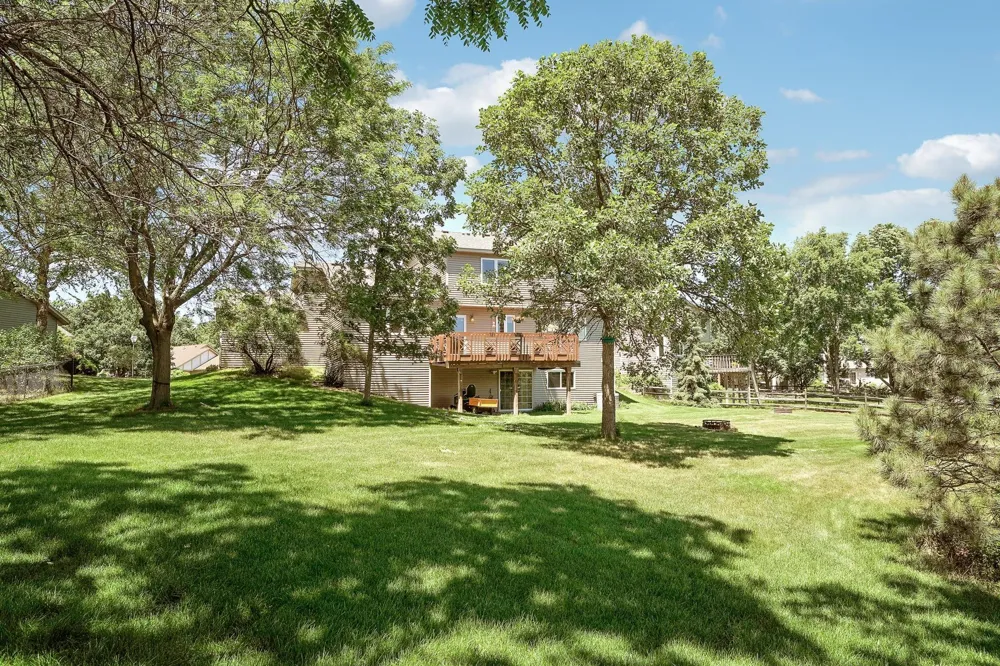 14246 Dearborn Path Rosemount, MN 55068