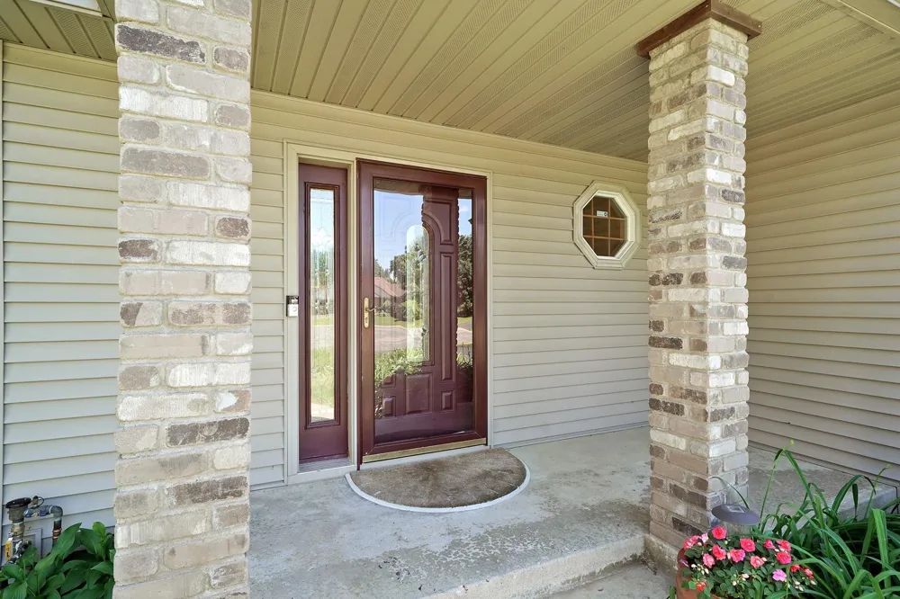 14246 Dearborn Path Rosemount, MN 55068