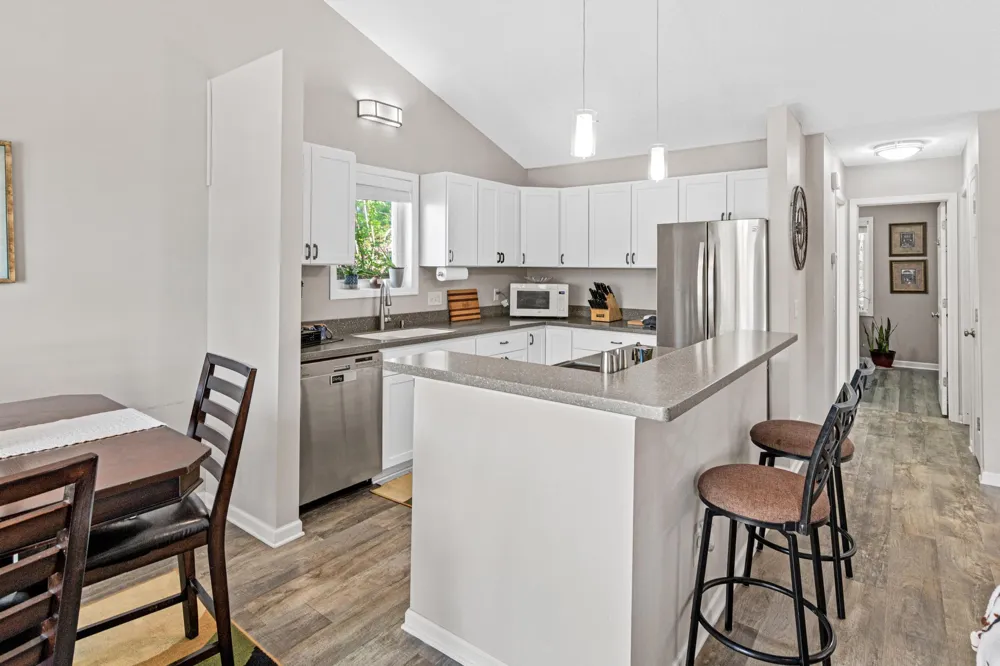 421 E Lake Street Waconia, MN 55387