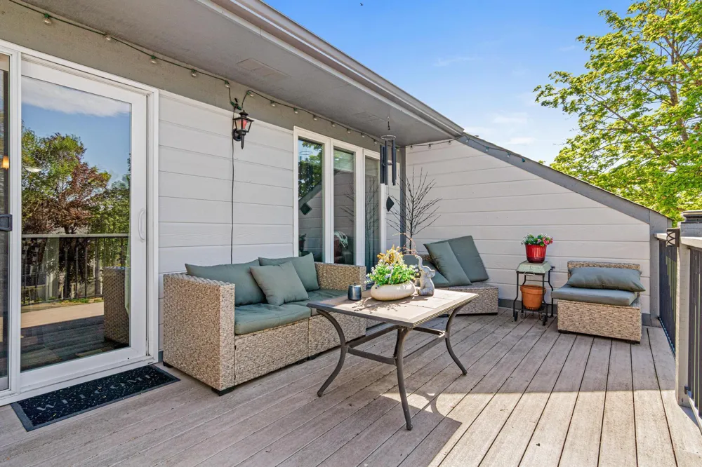 421 E Lake Street Waconia, MN 55387