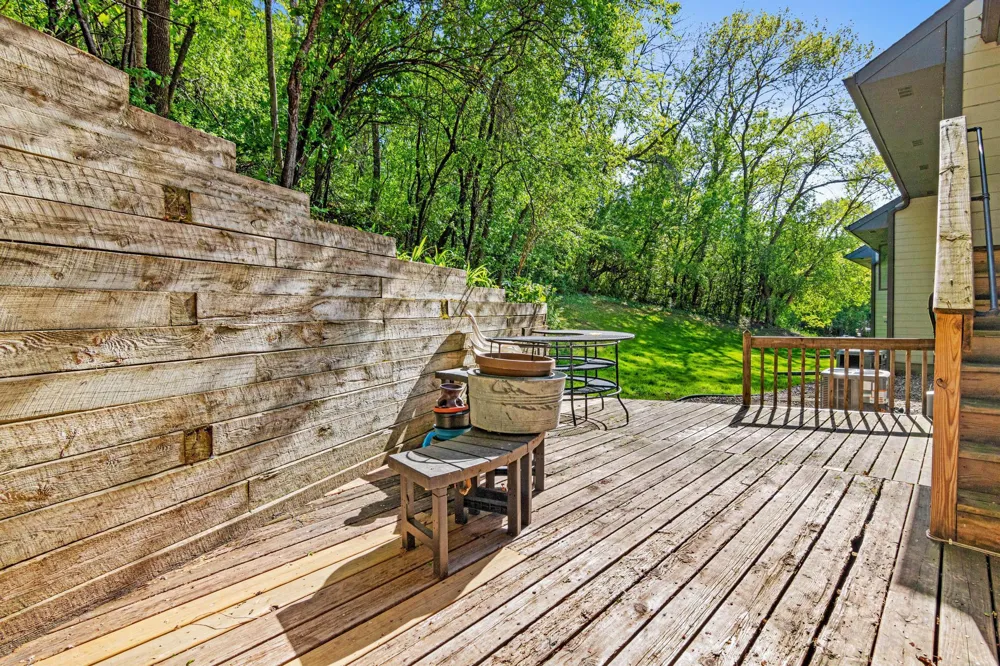 421 E Lake Street Waconia, MN 55387
