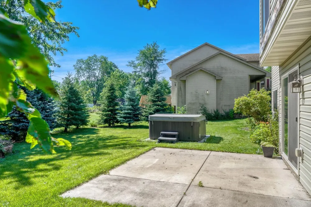5833 212th Street Forest Lake, MN 55025