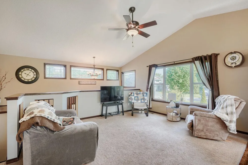 5833 212th Street Forest Lake, MN 55025