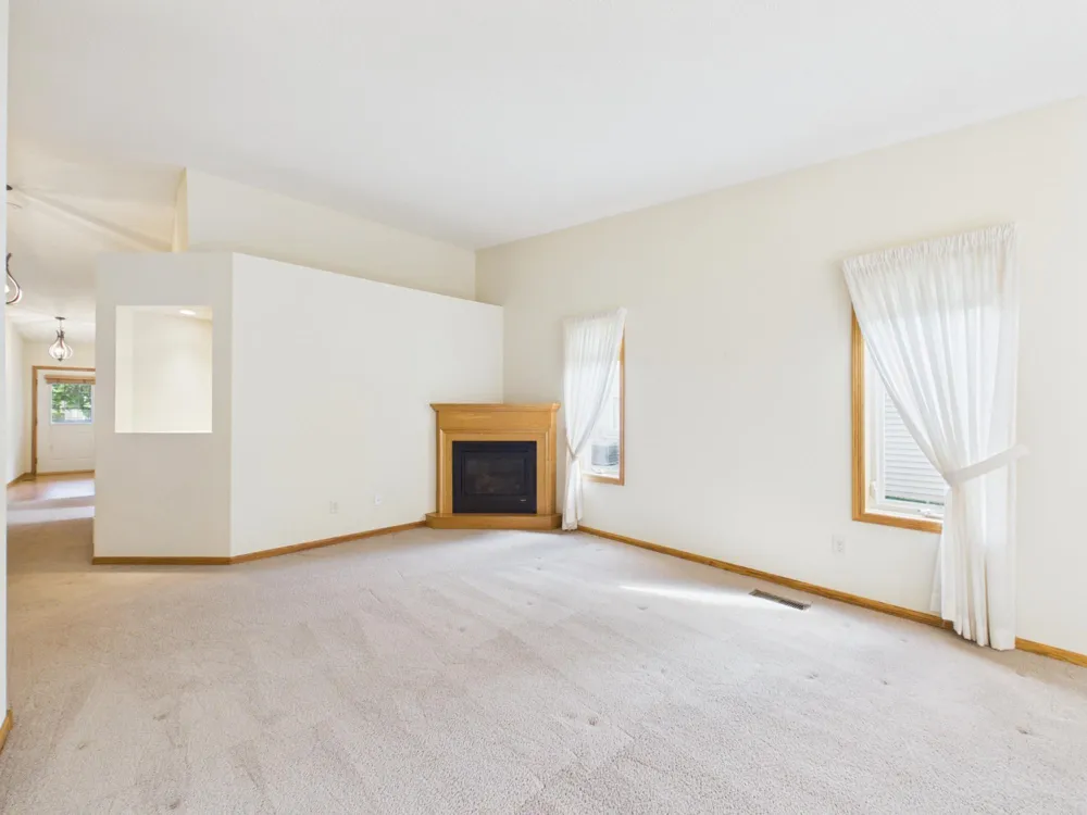 920 Evergreen Court Vadnais Heights, MN 55127