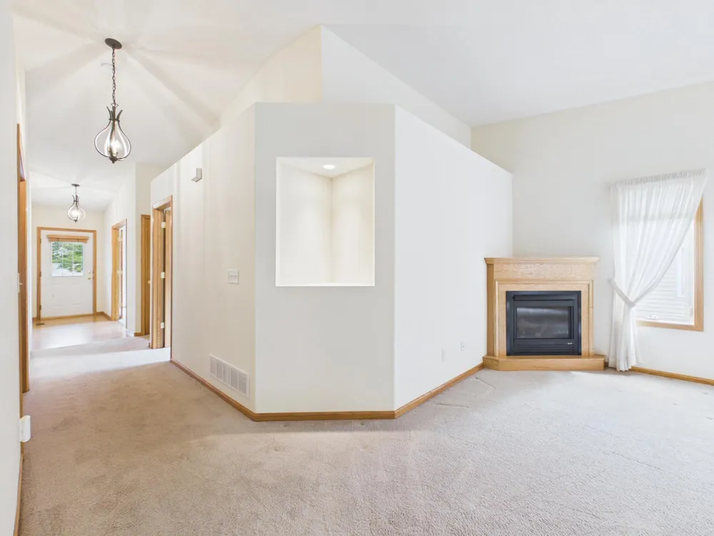 920 Evergreen Court Vadnais Heights, MN 55127