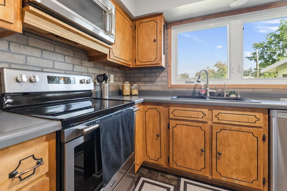 496 E Sarnia Street Winona, MN 55987