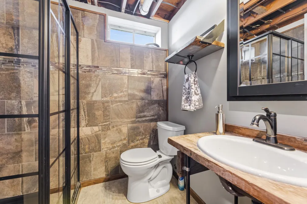 496 E Sarnia Street Winona, MN 55987