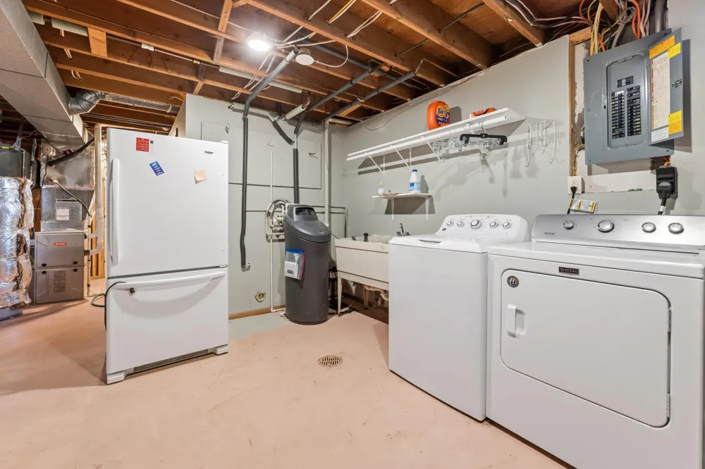 496 E Sarnia Street Winona, MN 55987