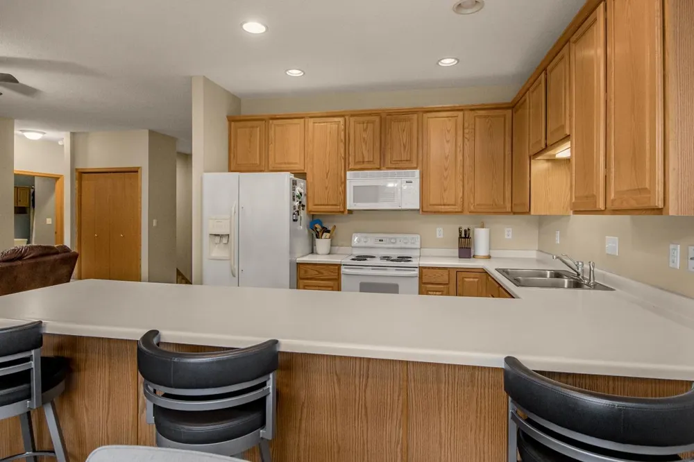 1105 Iris Drive White Bear Lake, MN 55127