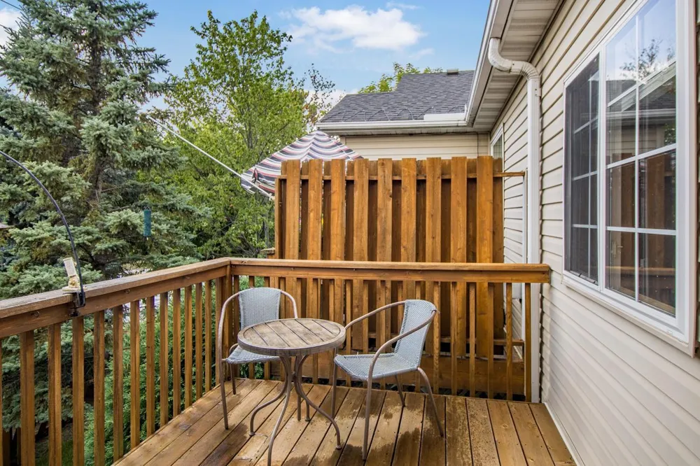 1105 Iris Drive White Bear Lake, MN 55127