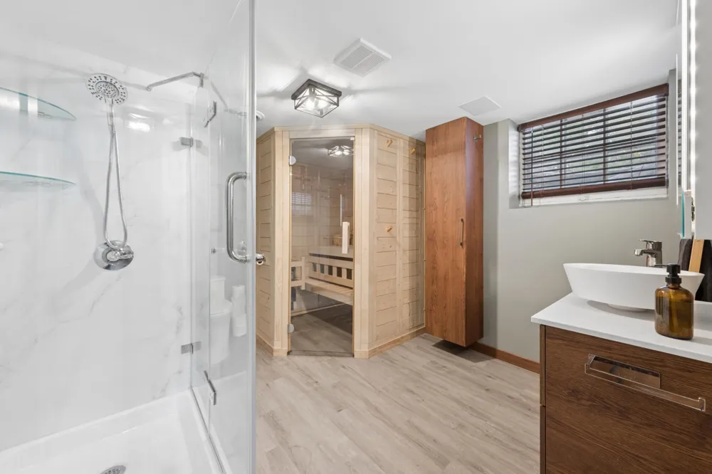 133 Ridgewood Drive Hopkins, MN 55343