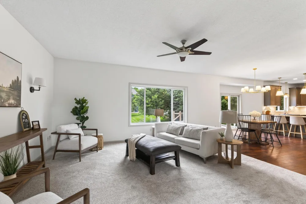 1954 Ormond Drive Shakopee, MN 55379